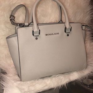 Micheal Kors Selma Tote Bag